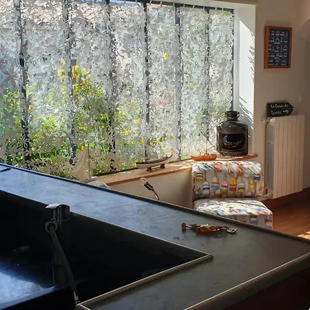 La Passerose 3 Pieces Avec Jardin Au Calme,a 300m De La Plage, Bed & Breakfast *